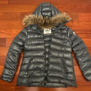 Women's Charcoal Puffer Jacket with  Fur Trim